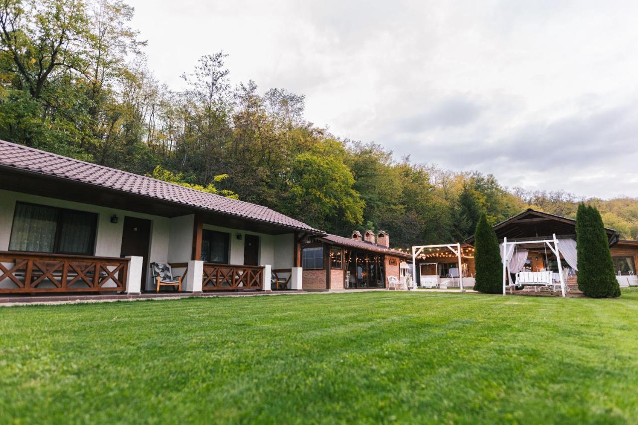 Casa Tirol Blaj Hotel Exterior photo